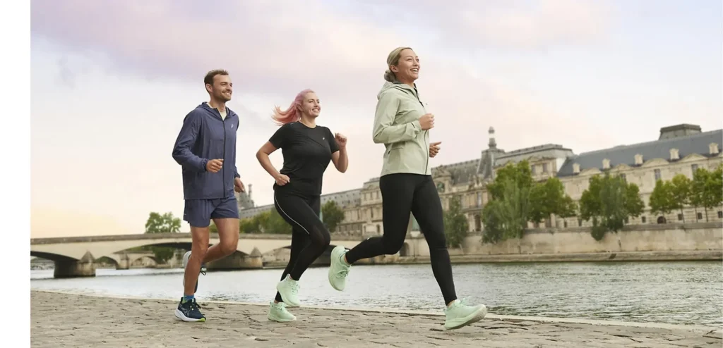 Everything You Need to Know About VO₂ Max 6 Group of men and woman running together in cooler weather