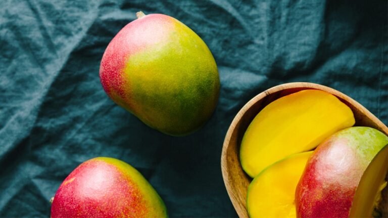 7 Powerful Ways Mangoes Improve Your Health and Well-Being